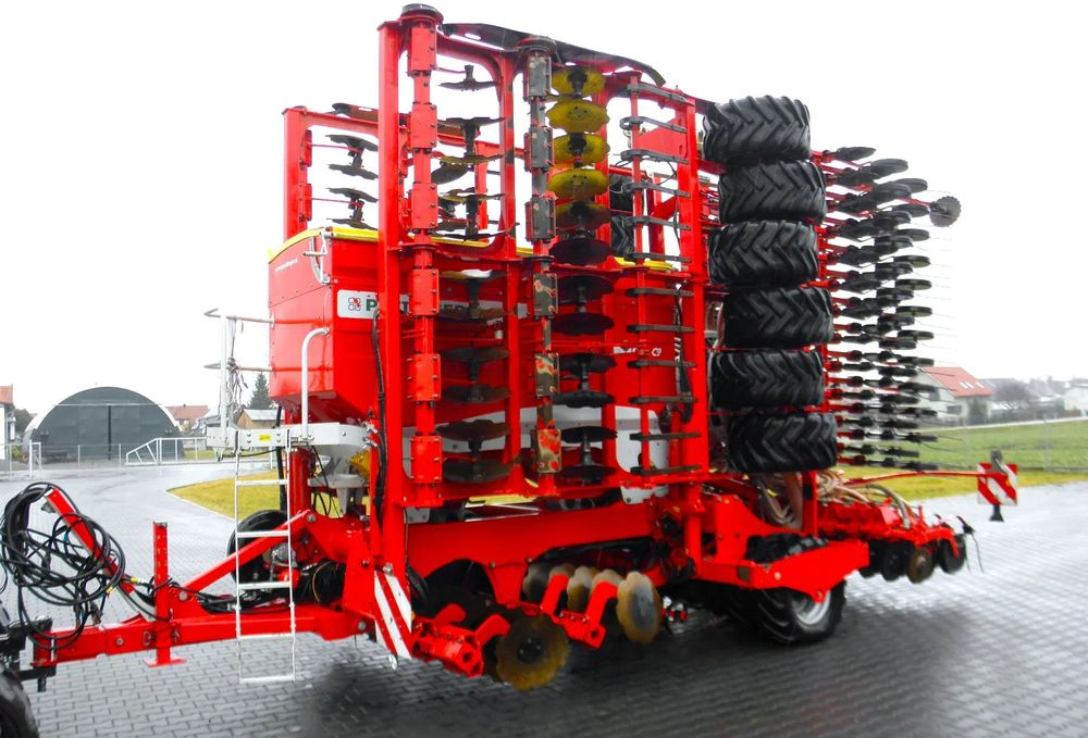 Pottinger Terrasem C9 Artis 2014 Rok, Nowe Elementy Robocze, Nie Malowany, Stan Idealny - Sėjamoji: foto 4 Pottinger Terrasem C9 Artis 2014 Rok, Nowe Elementy Robocze, Nie Malowany, Stan Idealny - Sėjamoji: foto 4