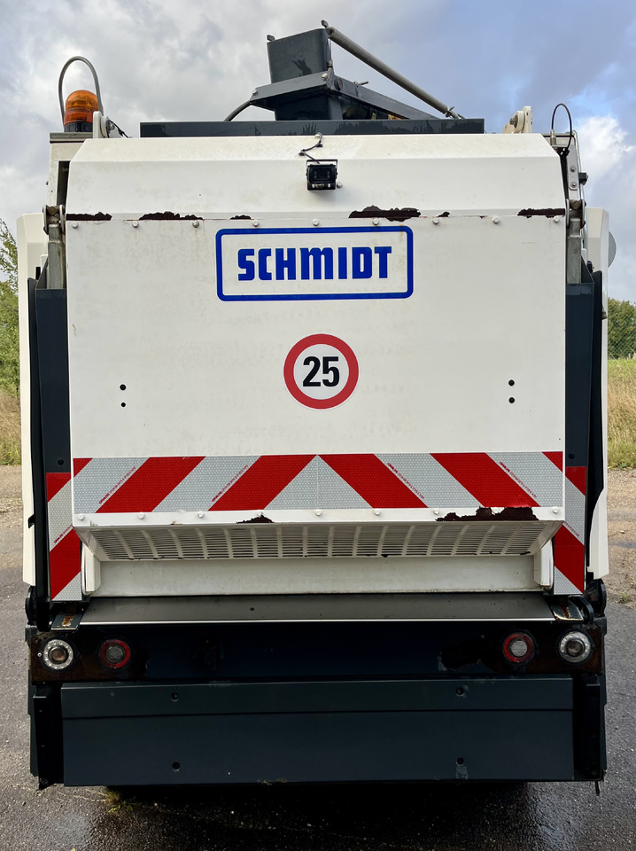 SCHMIDT Cs556 cs500 compact 400 - Gatvių šlavimo mašina: foto 5 SCHMIDT Cs556 cs500 compact 400 - Gatvių šlavimo mašina: foto 5