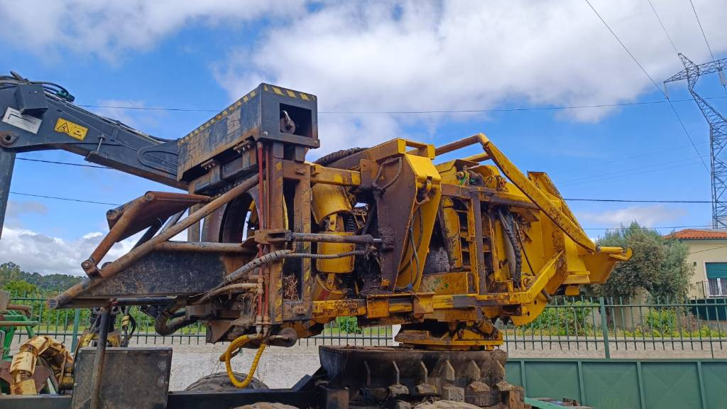 John Deere SB60 - Įrankis/ Įranga: foto 2 John Deere SB60 - Įrankis/ Įranga: foto 2