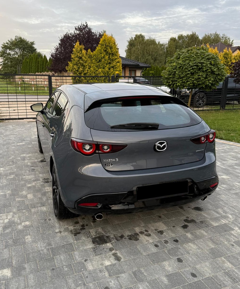 MAZDA 3 - Lengvasis automobilis: foto 2 MAZDA 3 - Lengvasis automobilis: foto 2