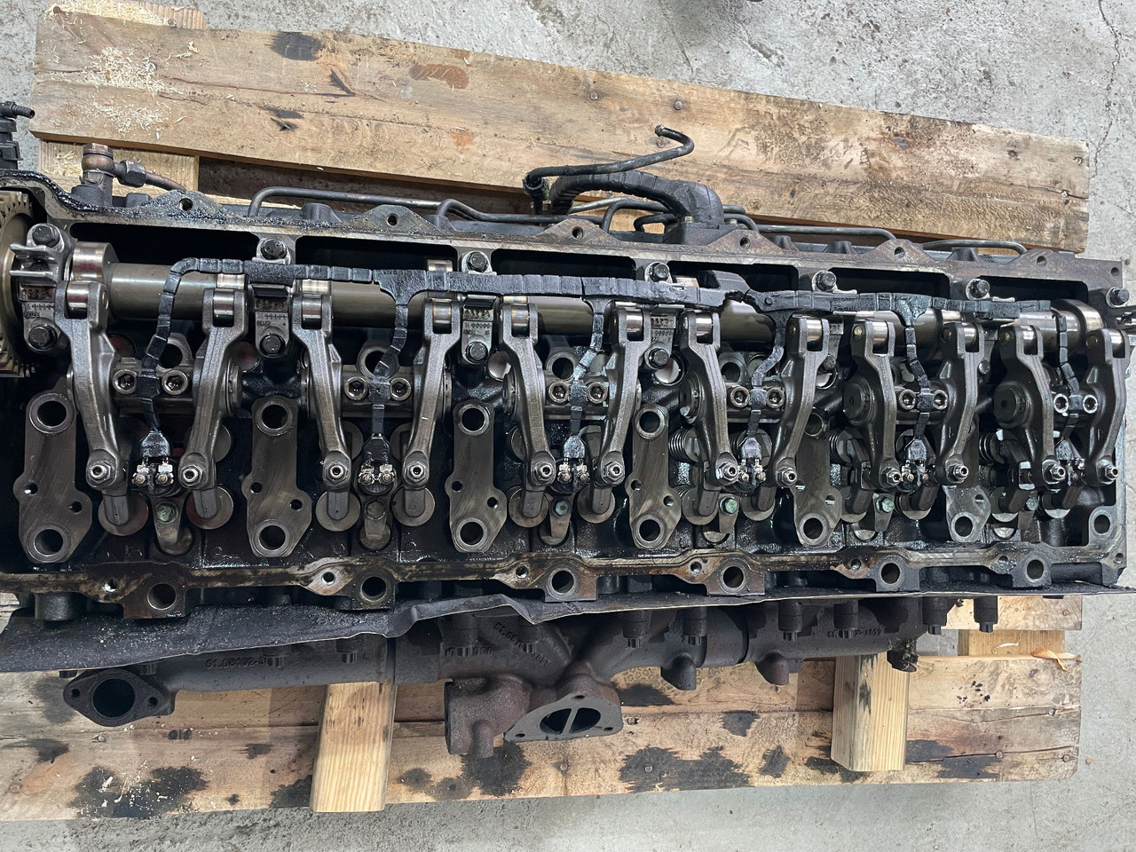 MAN Motor MAN Lions City D2066 LUH 52 Zylinderkopf Nockenwelle - Cilindrų galvutė - Autobusas: foto 2 MAN Motor MAN Lions City D2066 LUH 52 Zylinderkopf Nockenwelle - Cilindrų galvutė - Autobusas: foto 2