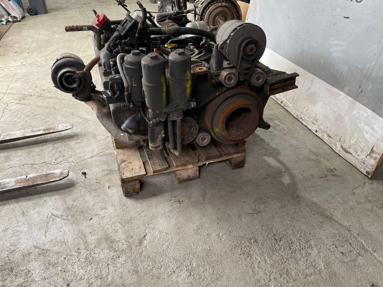 Mercedes-Benz Mercedes Motor OM 457 HLA Citaro LE EEV OM457HLA 457964 Tourismo - Variklis - Autobusas: foto 2 Mercedes-Benz Mercedes Motor OM 457 HLA Citaro LE EEV OM457HLA 457964 Tourismo - Variklis - Autobusas: foto 2