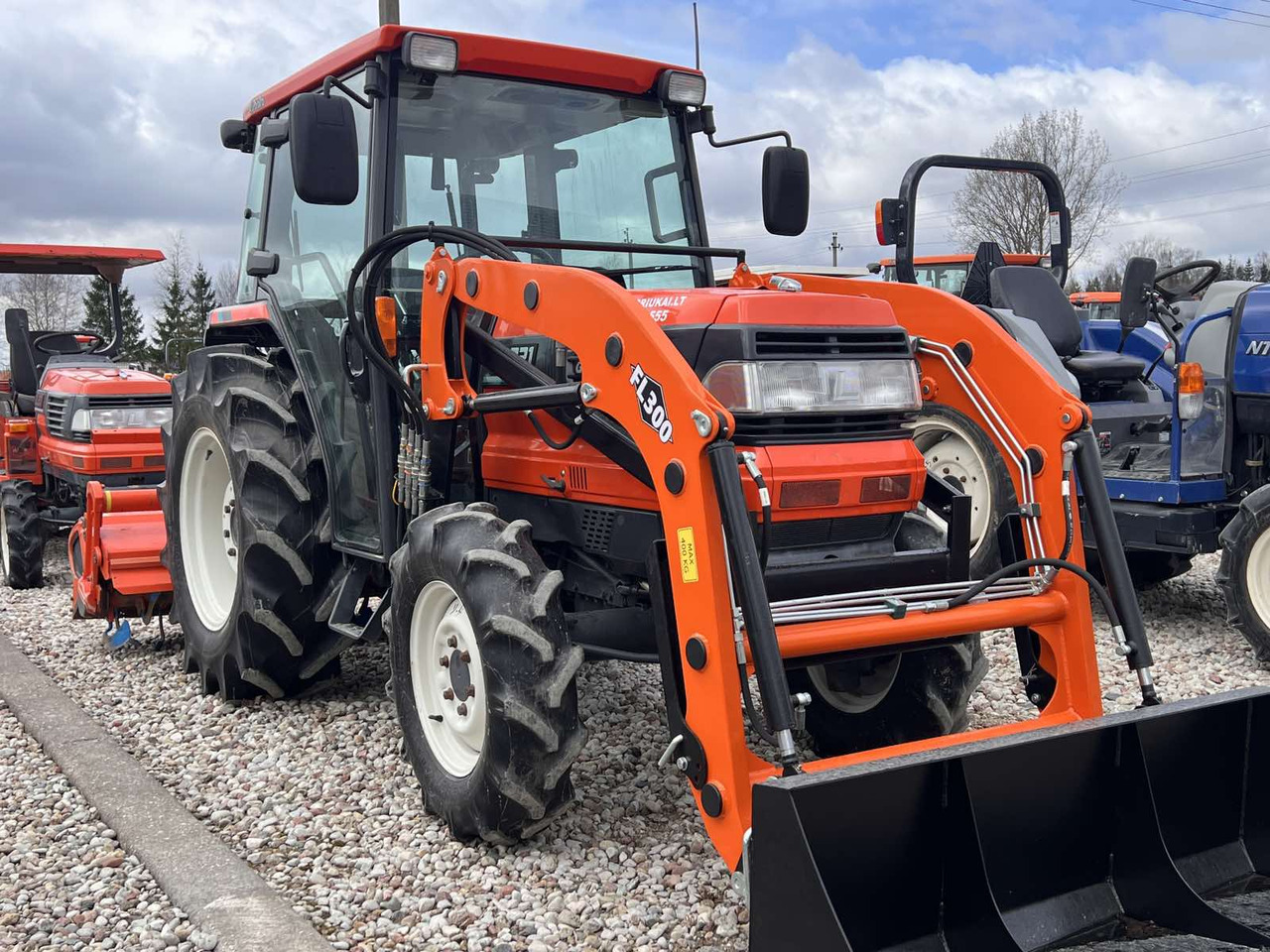 Kubota GL321 - Mini traktorius: foto 1 Kubota GL321 - Mini traktorius: foto 1