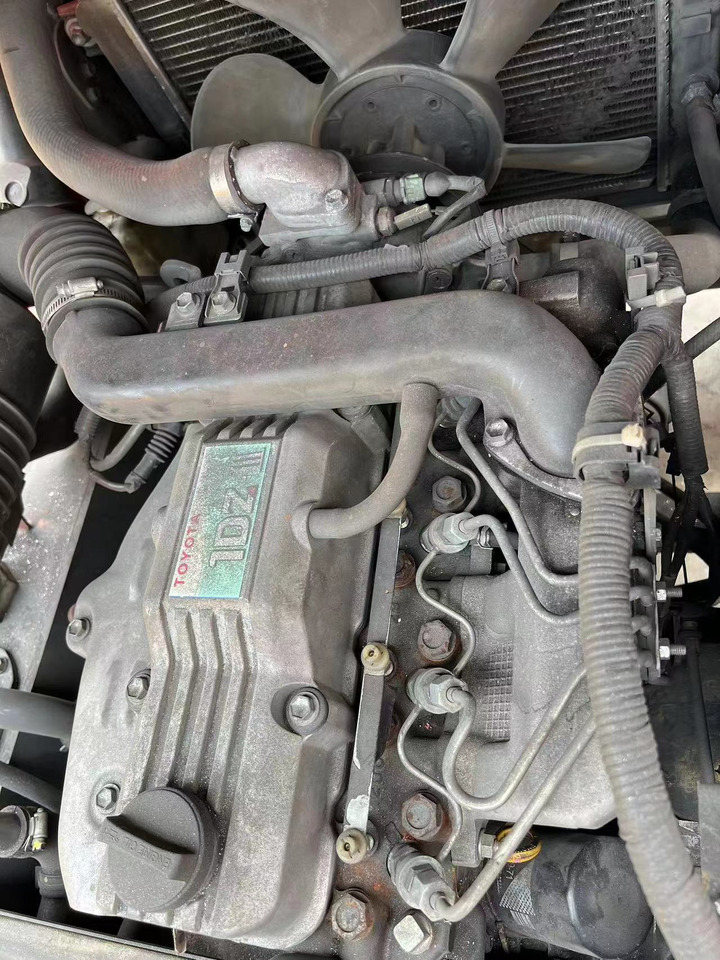 Toyota FDZN30 - Dyzelinis krautuvas: foto 4 Toyota FDZN30 - Dyzelinis krautuvas: foto 4