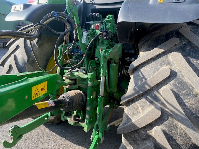 Traktorius JOHN DEERE 6130R: foto 9