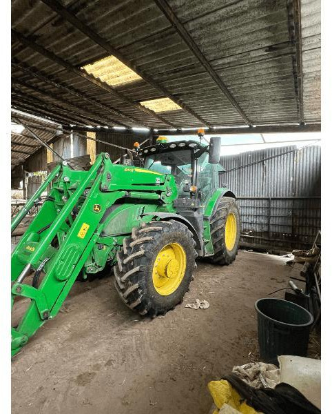 JOHN DEERE 6135R - Traktorius: foto 1 JOHN DEERE 6135R - Traktorius: foto 1