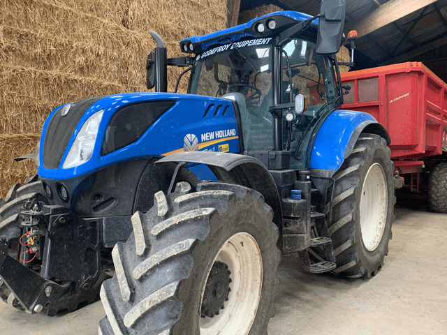 NEW-HOLLAND T7.215S - Traktorius: foto 1 NEW-HOLLAND T7.215S - Traktorius: foto 1