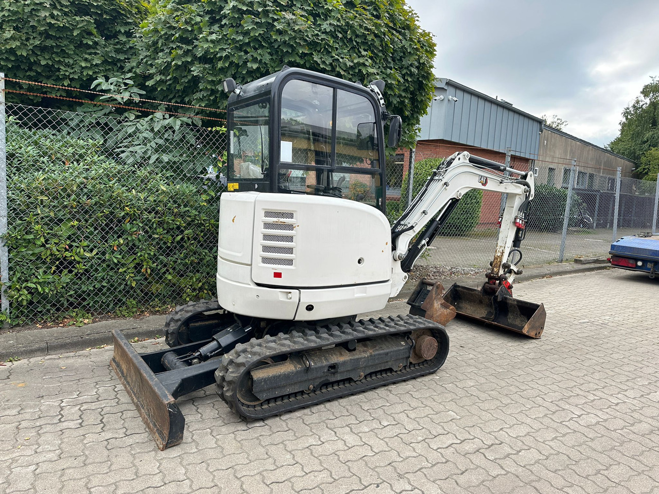 CAT 302.7 DCR Mini excavator, 2 Buckets, TOP !!! - Mini ekskavatorius: foto 4 CAT 302.7 DCR Mini excavator, 2 Buckets, TOP !!! - Mini ekskavatorius: foto 4