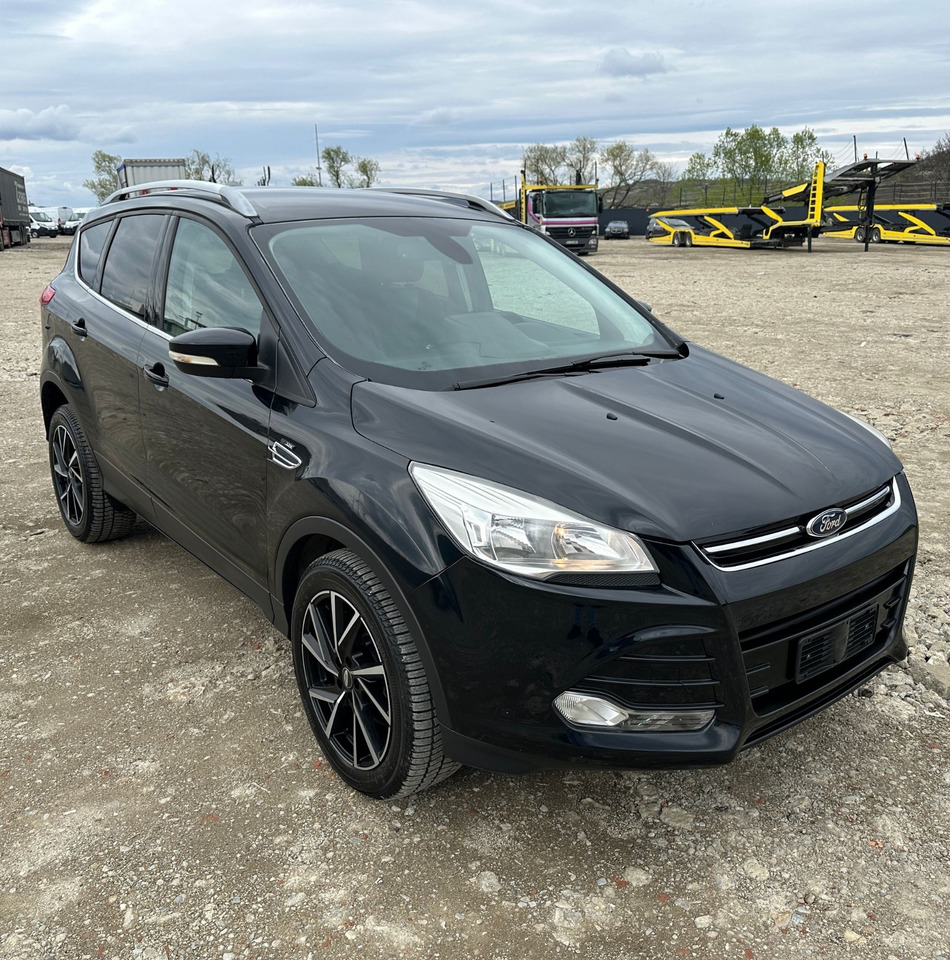 FORD KUGA TITANIUM - Visureigis: foto 1 FORD KUGA TITANIUM - Visureigis: foto 1