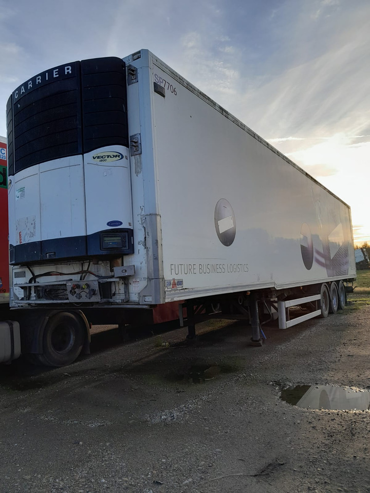 GRAY & ADAMS REFRIGERATED SEMI-TRAILER - Refrižeratorius puspriekabė: foto 3 GRAY & ADAMS REFRIGERATED SEMI-TRAILER - Refrižeratorius puspriekabė: foto 3