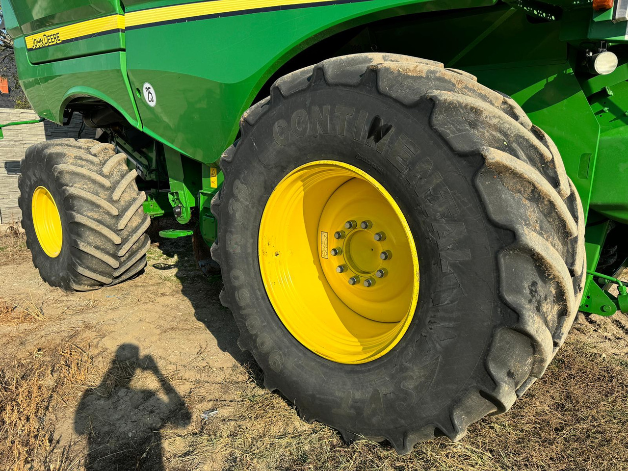 John Deere S680i combine + 635X Header + Zurn trailer - Derliaus nuėmimo kombainas: foto 3 John Deere S680i combine + 635X Header + Zurn trailer - Derliaus nuėmimo kombainas: foto 3