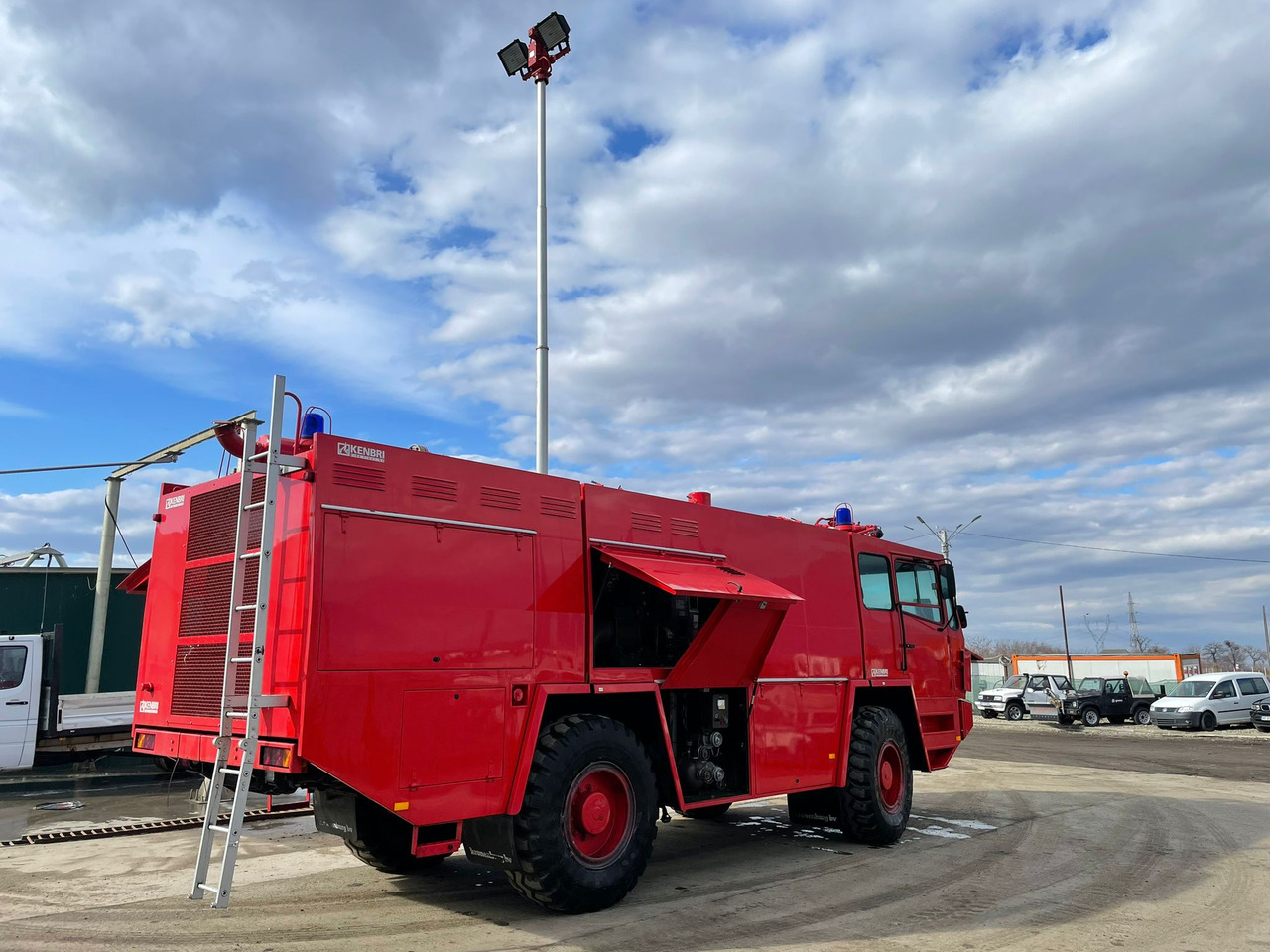 KRONENBURG K45 FIRE TRUCK - Gaisrinė mašina: foto 5 KRONENBURG K45 FIRE TRUCK - Gaisrinė mašina: foto 5