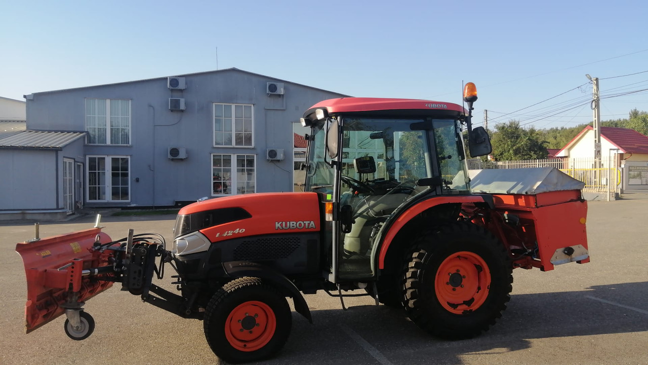 KUBOTA L4240 Narrow spaces tractor/vineyard/fruit tree/communal, TOP ! - Traktorius: foto 4 KUBOTA L4240 Narrow spaces tractor/vineyard/fruit tree/communal, TOP ! - Traktorius: foto 4