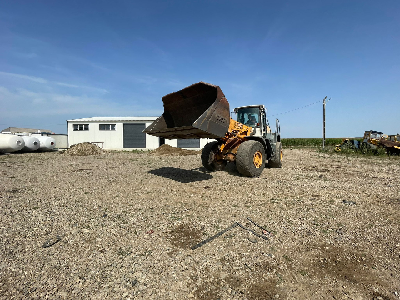 LIEBHERR 564 FRONT LOADER - Ratinis krautuvas: foto 5 LIEBHERR 564 FRONT LOADER - Ratinis krautuvas: foto 5