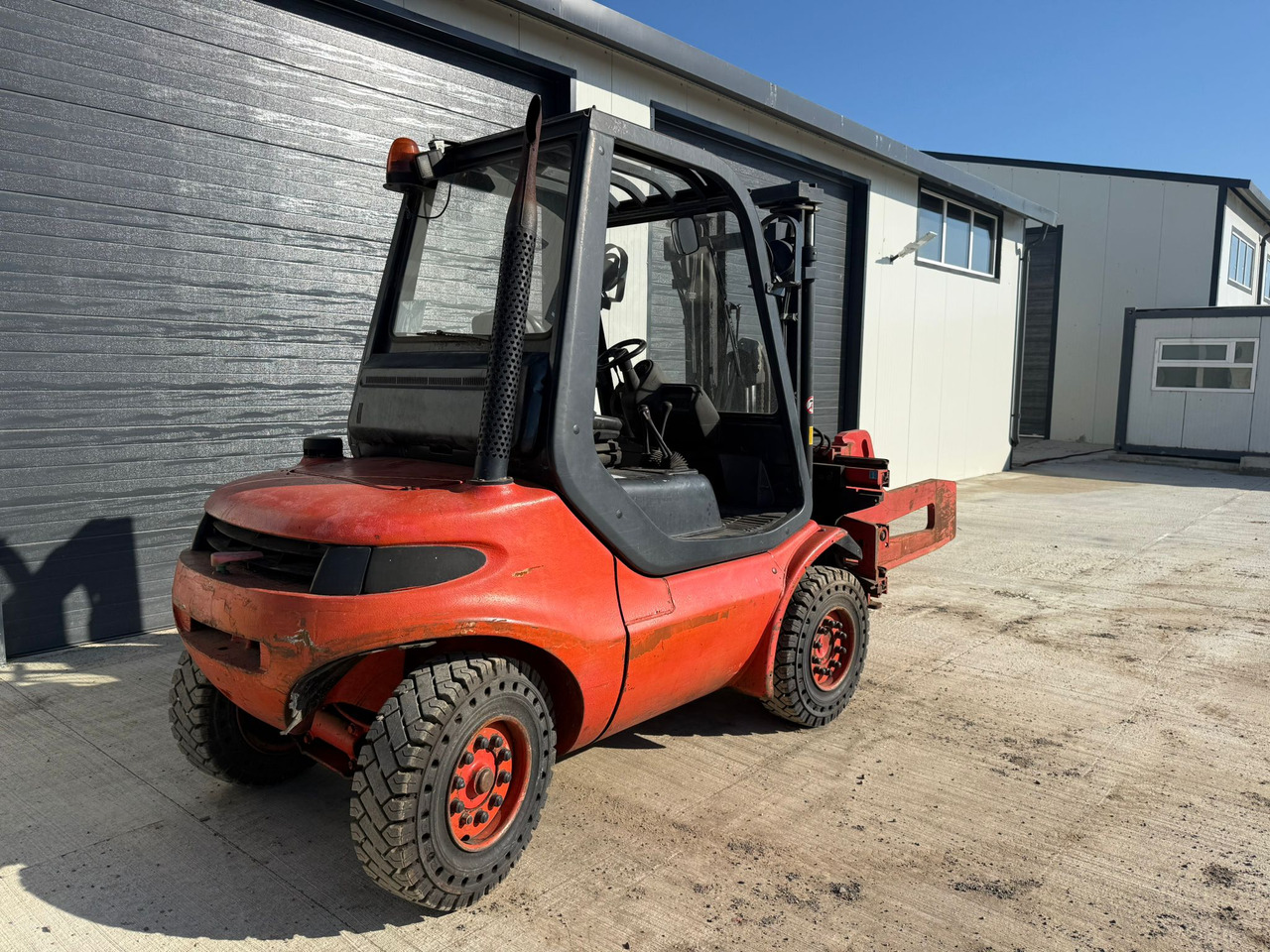 LINDE H40 STACKER - Dyzelinis krautuvas: foto 4 LINDE H40 STACKER - Dyzelinis krautuvas: foto 4