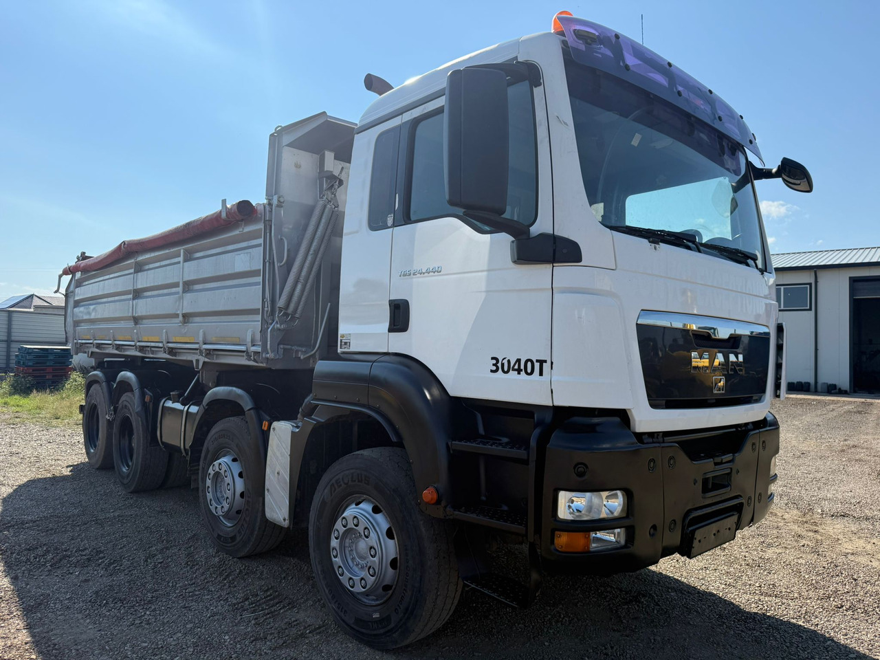MAN TGS 8X4 Tipper - Savivartis sunkvežimis: foto 1 MAN TGS 8X4 Tipper - Savivartis sunkvežimis: foto 1