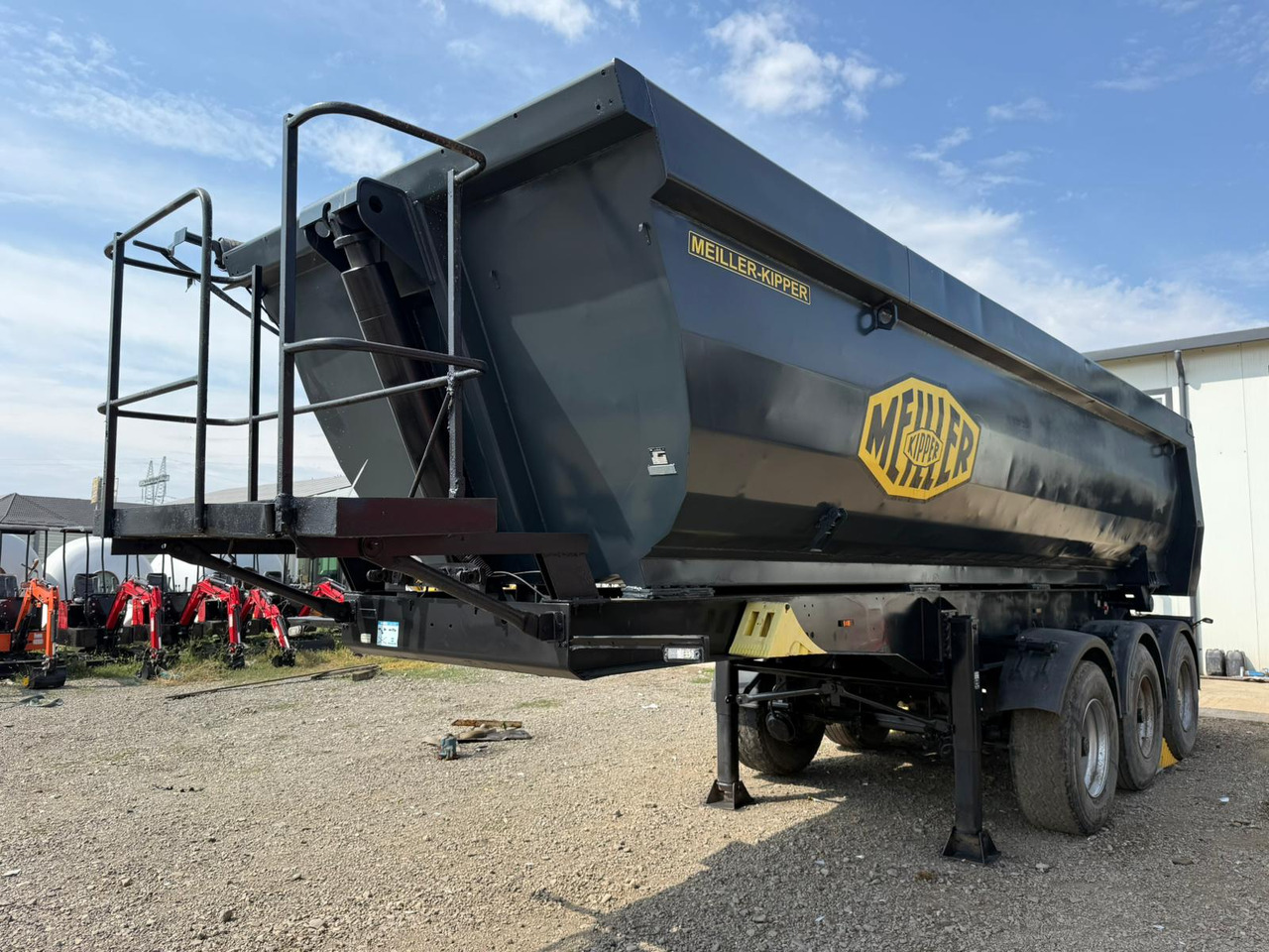 MEILLER TIPPER SEMI-TRAILER - Savivartis puspriekabė: foto 2 MEILLER TIPPER SEMI-TRAILER - Savivartis puspriekabė: foto 2