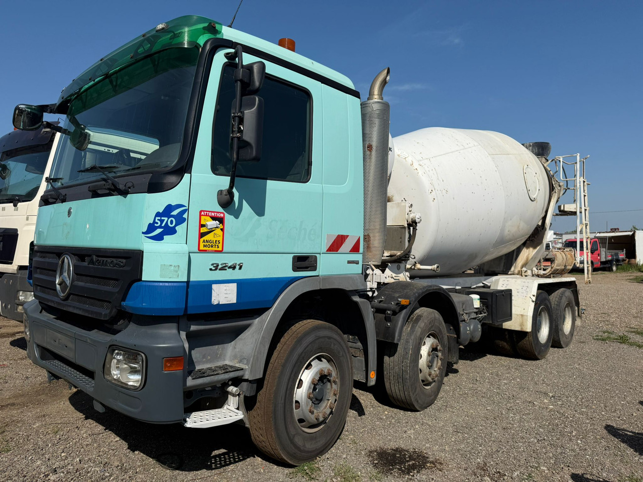 MERCEDES BENZ 3241 CONCRETE MIXER - Betonvežis: foto 1 MERCEDES BENZ 3241 CONCRETE MIXER - Betonvežis: foto 1