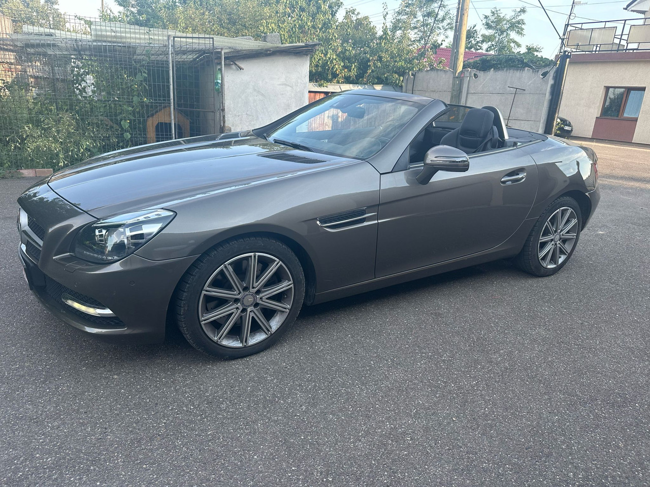 MERCEDES BENZ SLK - Lengvasis automobilis: foto 2 MERCEDES BENZ SLK - Lengvasis automobilis: foto 2