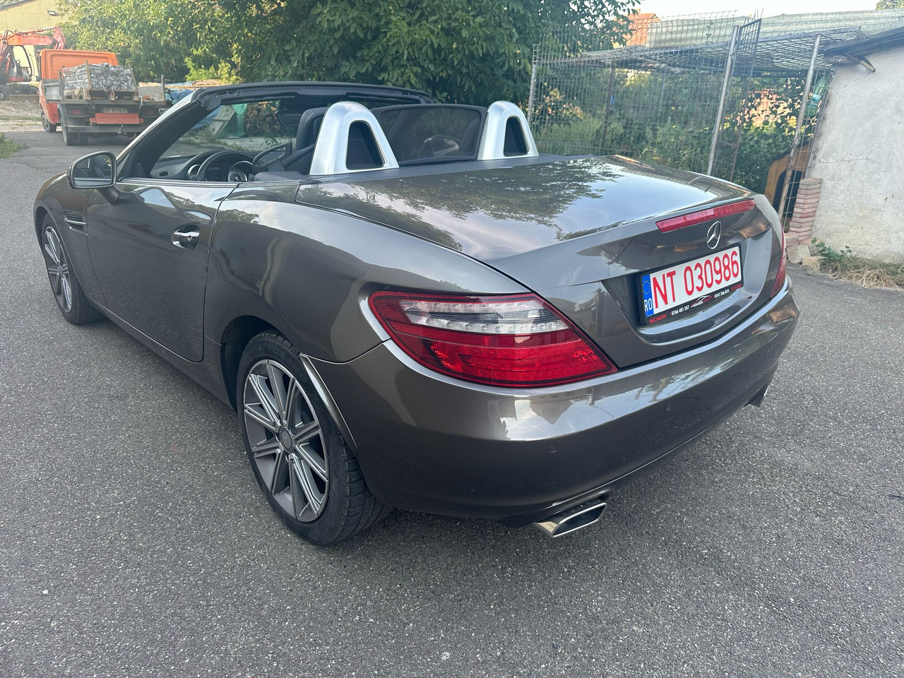 MERCEDES BENZ SLK - Lengvasis automobilis: foto 3 MERCEDES BENZ SLK - Lengvasis automobilis: foto 3