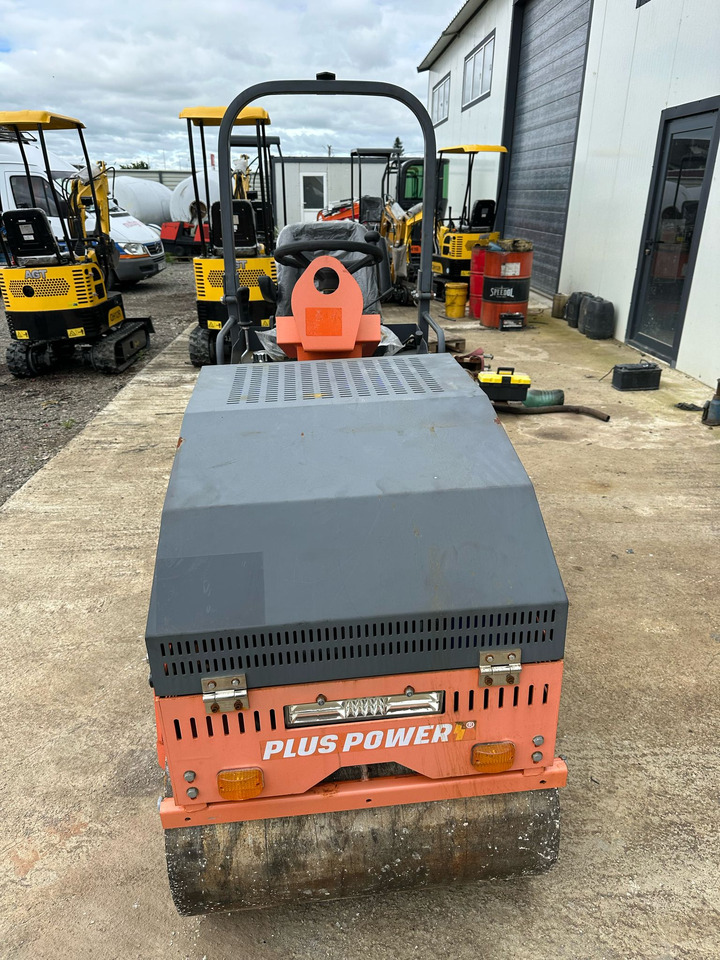 PLUS POWER CP15H VIBROCOMPACTOR CYLINDER - Volas: foto 2 PLUS POWER CP15H VIBROCOMPACTOR CYLINDER - Volas: foto 2