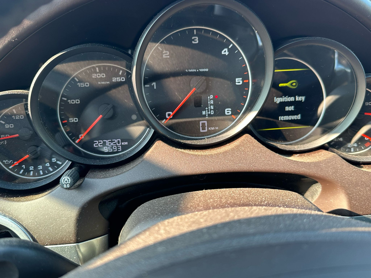 PORSCHE CAYENNE - Visureigis: foto 4 PORSCHE CAYENNE - Visureigis: foto 4