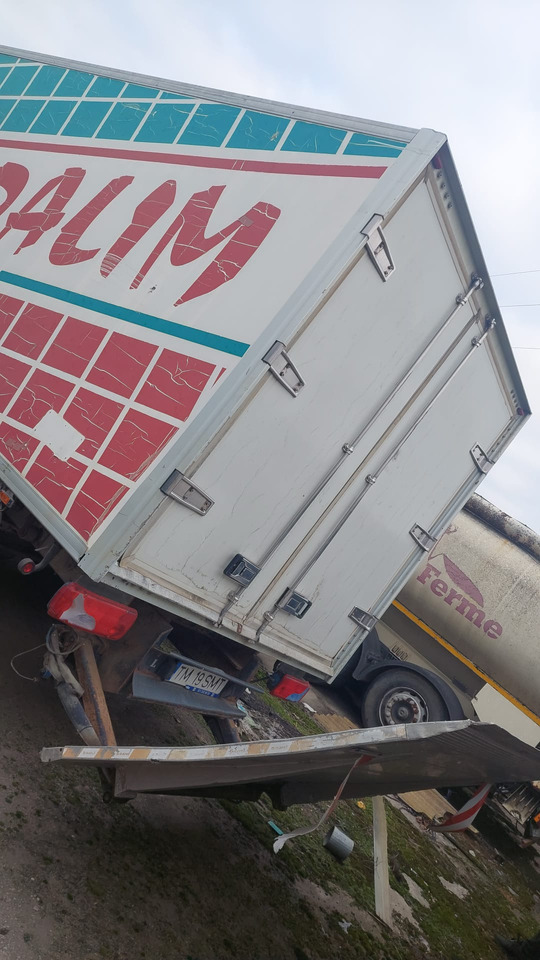 Renault Mascott - Furgonas šaldytuvas: foto 4 Renault Mascott - Furgonas šaldytuvas: foto 4