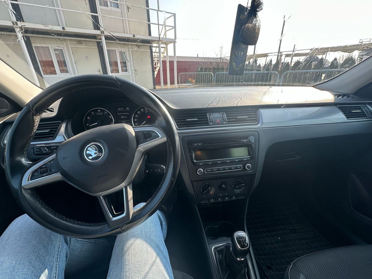 SKODA RAPID - Lengvasis automobilis: foto 5 SKODA RAPID - Lengvasis automobilis: foto 5
