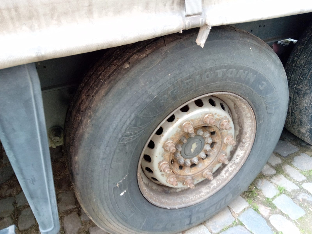 Schmitz S01 Semi-Trailer - Tentinė puspriekabė: foto 2 Schmitz S01 Semi-Trailer - Tentinė puspriekabė: foto 2