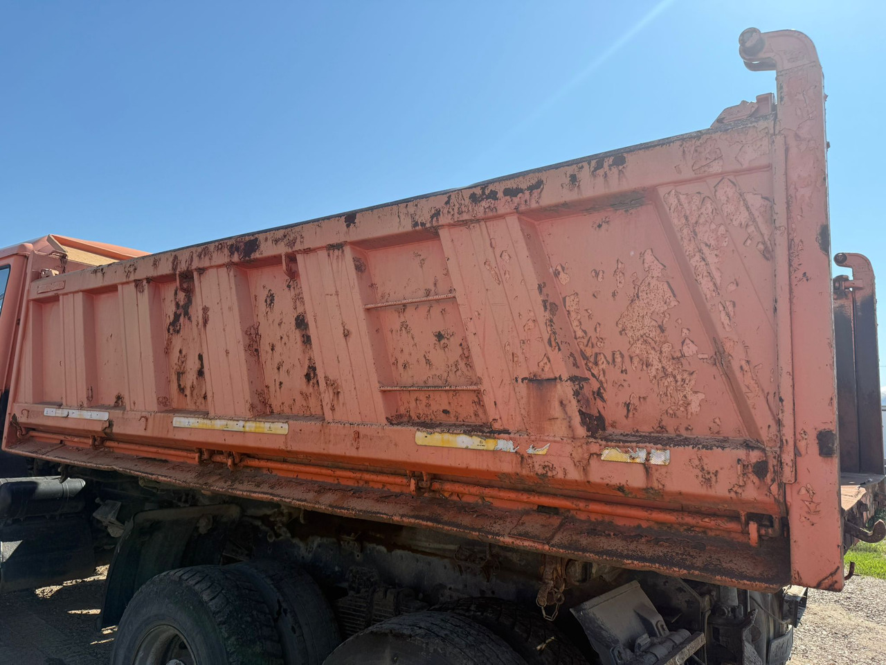 TIPPING BUCKET MEILLER KIPPER - Savivartis kėbulas: foto 3 TIPPING BUCKET MEILLER KIPPER - Savivartis kėbulas: foto 3