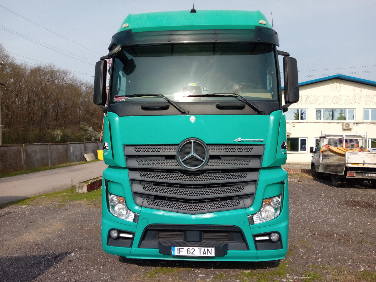 Mercedes-Benz Actros 18.45 - Vilkikas: foto 3 Mercedes-Benz Actros 18.45 - Vilkikas: foto 3