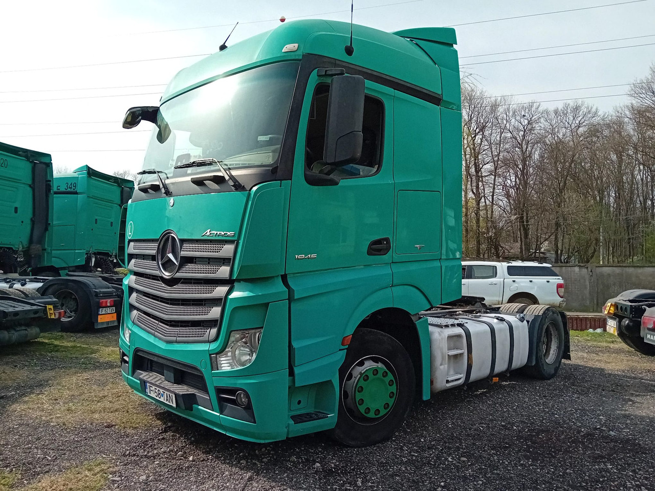 Mercedes-Benz Actros 18.45 - Vilkikas: foto 1 Mercedes-Benz Actros 18.45 - Vilkikas: foto 1