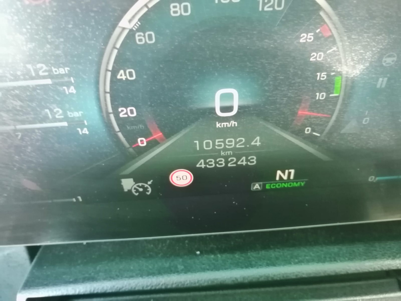 Mercedes-Benz Actros 1845 LS, BIG SPACE, TOP!!! - Vilkikas: foto 5 Mercedes-Benz Actros 1845 LS, BIG SPACE, TOP!!! - Vilkikas: foto 5