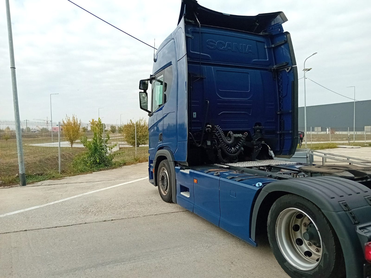 Scania R 500 Highline Mega Tractor, Top !!! - Vilkikas: foto 3 Scania R 500 Highline Mega Tractor, Top !!! - Vilkikas: foto 3