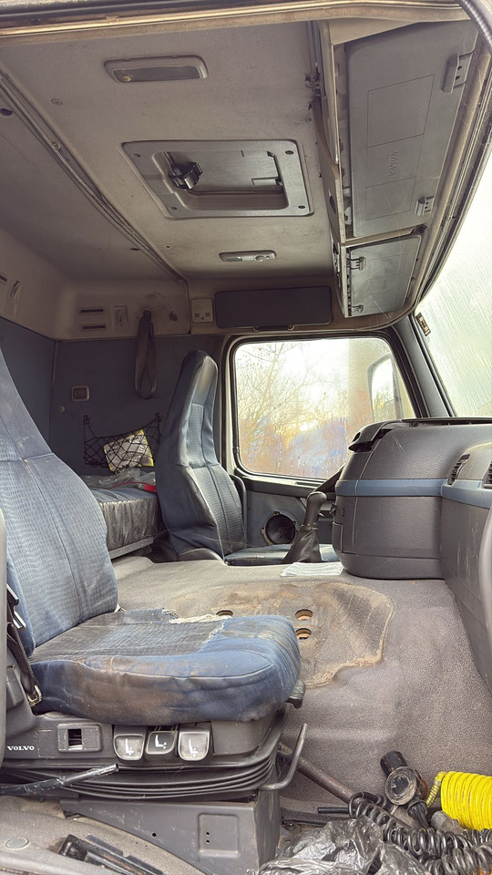 Vilkikas VOLVO FM42 Tractor Head: foto 8