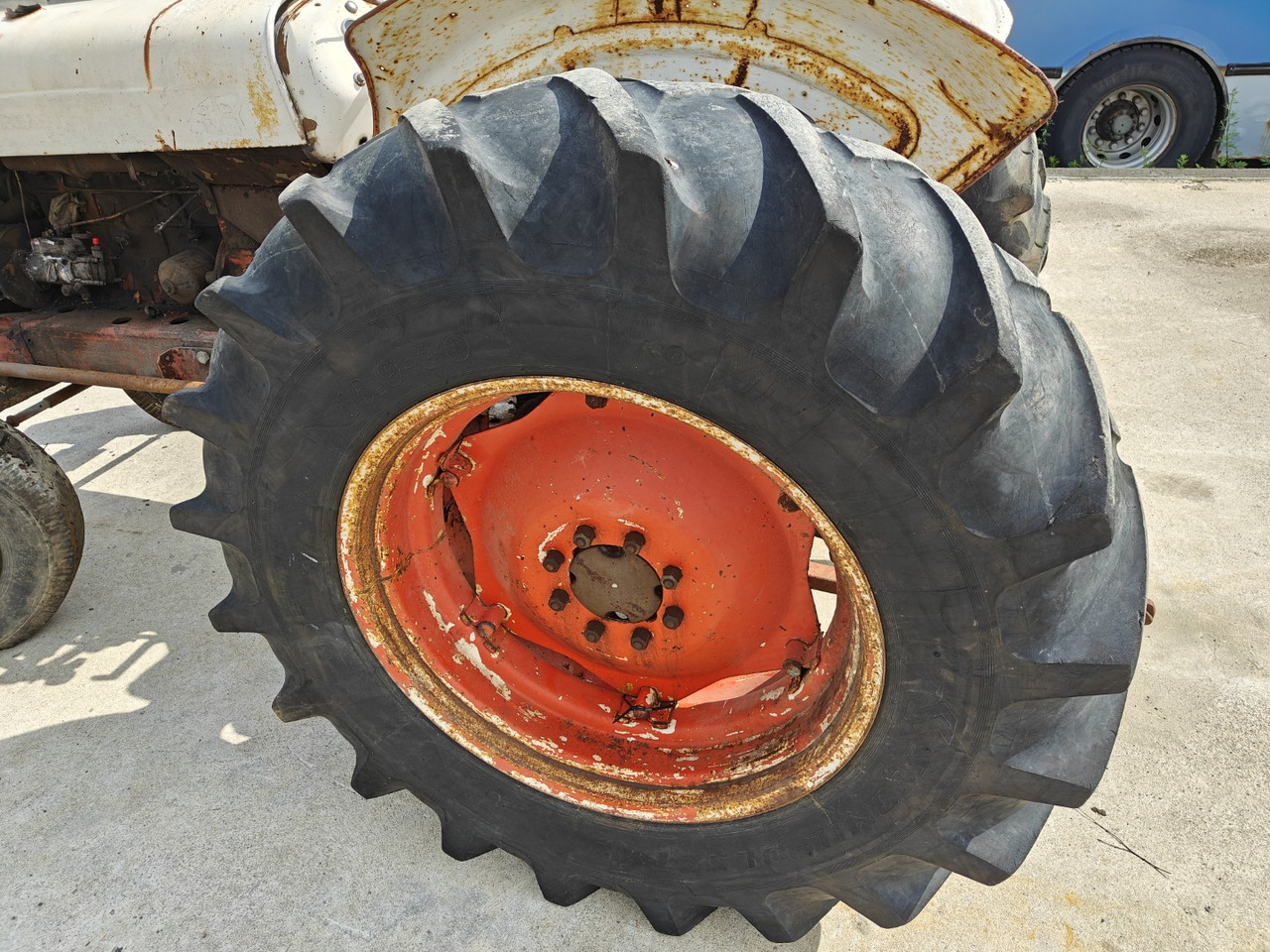 DAVID BROWN 990 Selectamatic - Traktorius: foto 5 DAVID BROWN 990 Selectamatic - Traktorius: foto 5