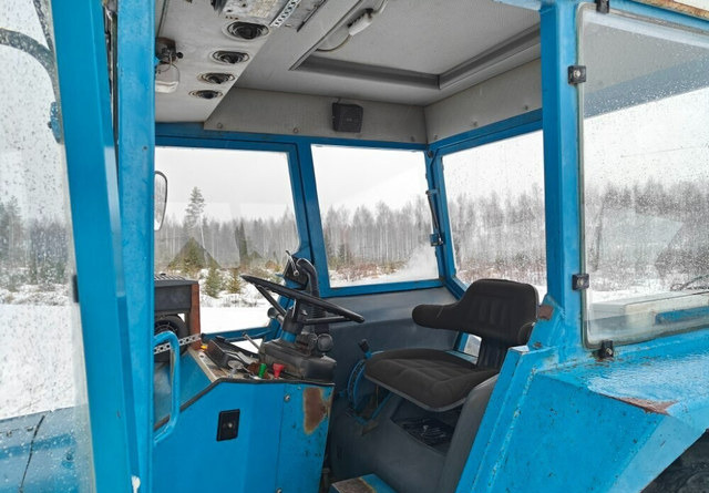 Traktorius Ford 4110 traktori - Katso video!: foto 16