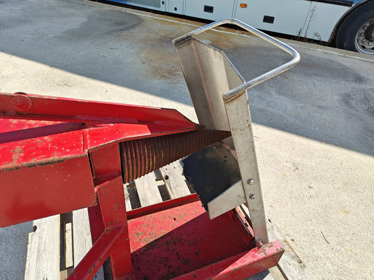 Halkaisukaira traktoriin - Malkų skaldyklė: foto 5 Halkaisukaira traktoriin - Malkų skaldyklė: foto 5