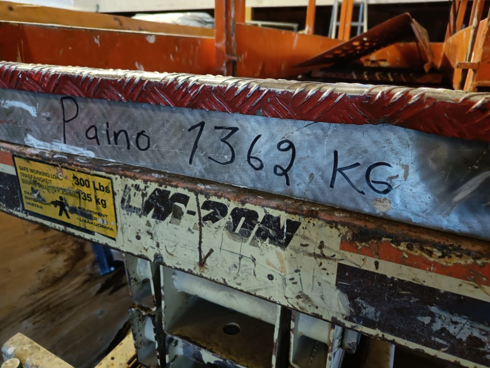JLG Commander CM 20 N henkilönostin - Kėlimo platforma: foto 2 JLG Commander CM 20 N henkilönostin - Kėlimo platforma: foto 2