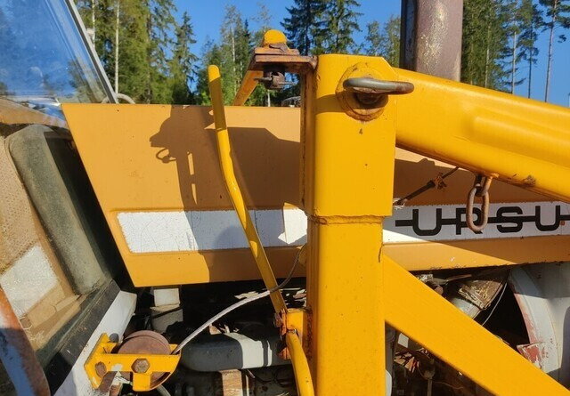 James 50 etukuormaaja - sorakauhalla - Traktorius - frontalinis krautuvas: foto 4 James 50 etukuormaaja - sorakauhalla - Traktorius - frontalinis krautuvas: foto 4