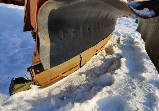 Mahlers 400cm - Volvo-kiinnike - Sniego peilis: foto 3 Mahlers 400cm - Volvo-kiinnike - Sniego peilis: foto 3