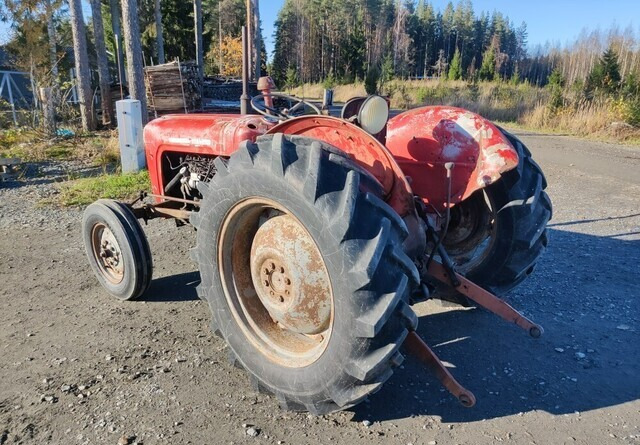 Massey Ferguson 35 - rekisterissä - KATSO VIDEO - Traktorius: foto 3 Massey Ferguson 35 - rekisterissä - KATSO VIDEO - Traktorius: foto 3