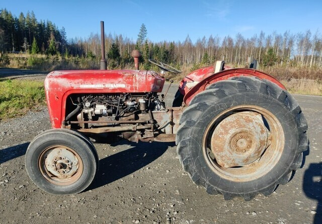 Massey Ferguson 35 - rekisterissä - KATSO VIDEO - Traktorius: foto 2 Massey Ferguson 35 - rekisterissä - KATSO VIDEO - Traktorius: foto 2