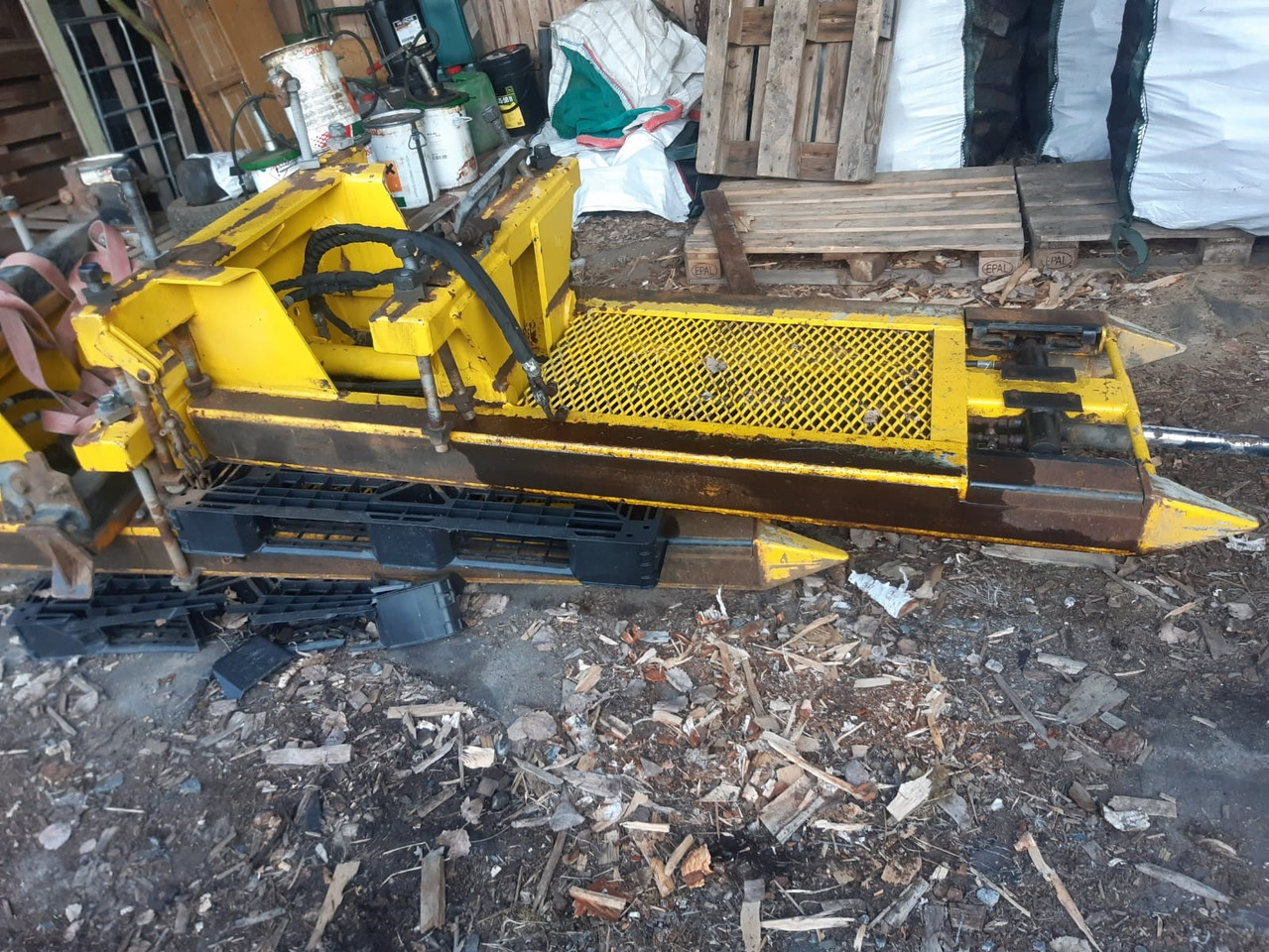 Nosturin teline Weckman Hyväkuntoinen - Miško technika: foto 1 Nosturin teline Weckman Hyväkuntoinen - Miško technika: foto 1