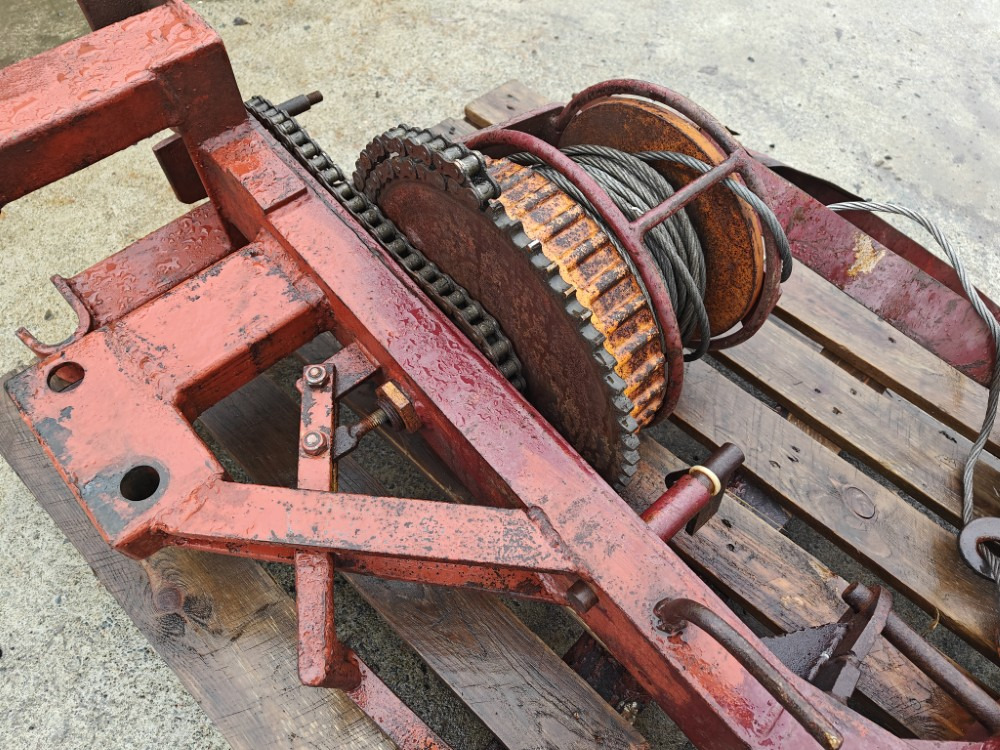 Remet Traktorivinssi - korjattavaksi - Malkų skaldyklė: foto 5 Remet Traktorivinssi - korjattavaksi - Malkų skaldyklė: foto 5