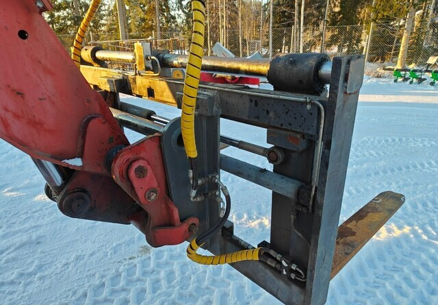 Trukkipiikit - hydraulinen sivusiirto ja levitys - VIDEO - Šakės: foto 5 Trukkipiikit - hydraulinen sivusiirto ja levitys - VIDEO - Šakės: foto 5