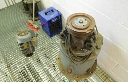 Vaihteita 2 kpl - sähkömoottori / sähkömoottorit - Statybinė įranga: foto 5 Vaihteita 2 kpl - sähkömoottori / sähkömoottorit - Statybinė įranga: foto 5