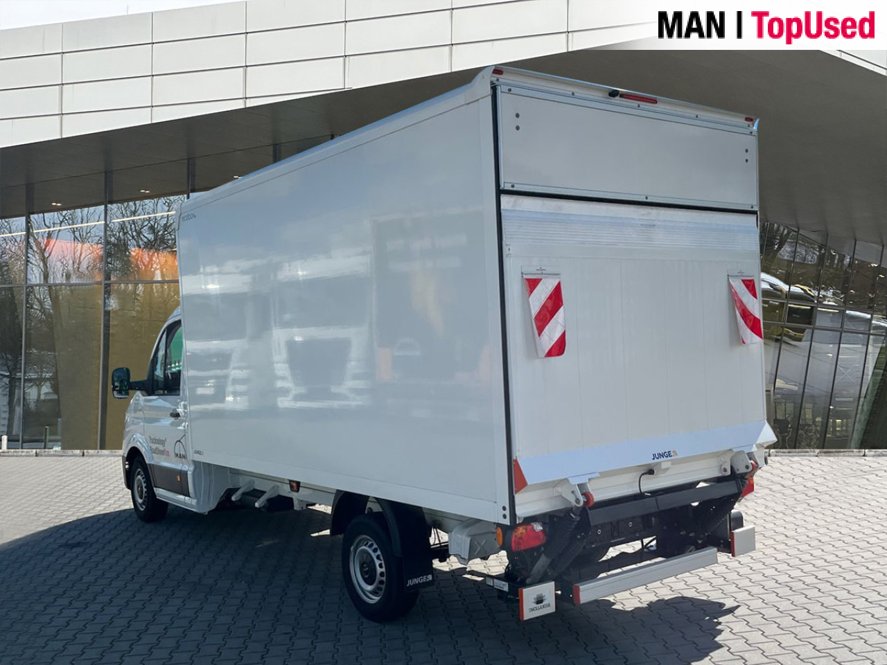 MAN TGE 3.140 4X2F skříň + čelo - Furgonas su krovinių dėže: foto 2 MAN TGE 3.140 4X2F skříň + čelo - Furgonas su krovinių dėže: foto 2