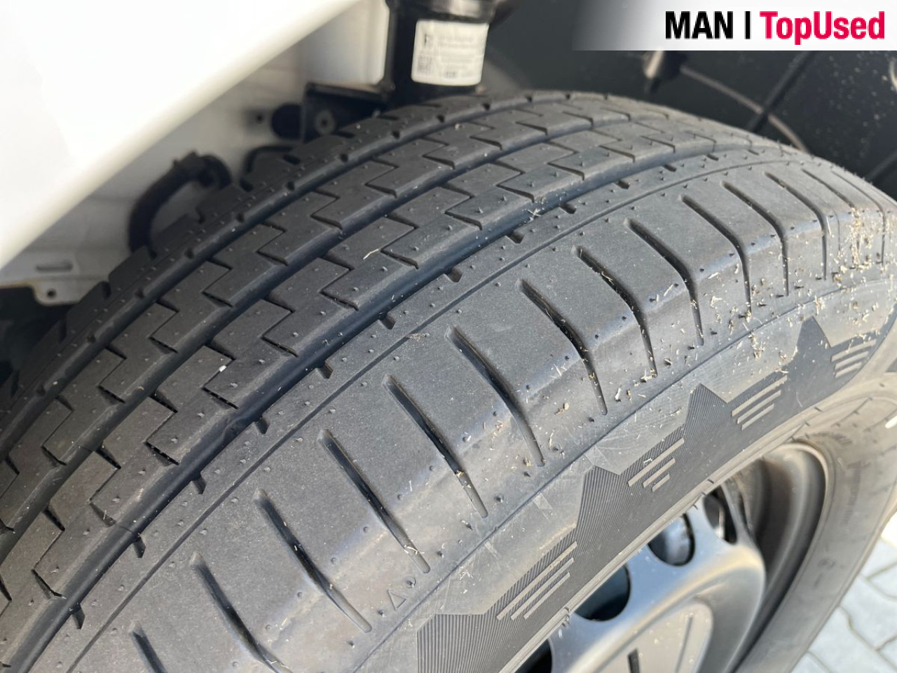 MAN TGE 3.180 4X4 SB furgon bez příčky - Krovininis mikroautobusas: foto 4 MAN TGE 3.180 4X4 SB furgon bez příčky - Krovininis mikroautobusas: foto 4