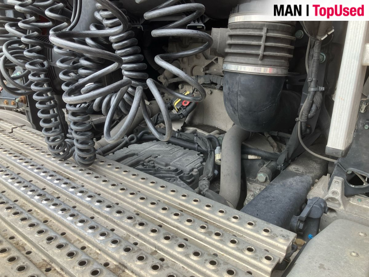 MAN TGX 26.470 6x2/2 BL SA "Retarder / 700 l Tank" ZV - Vilkikas: foto 4 MAN TGX 26.470 6x2/2 BL SA "Retarder / 700 l Tank" ZV - Vilkikas: foto 4